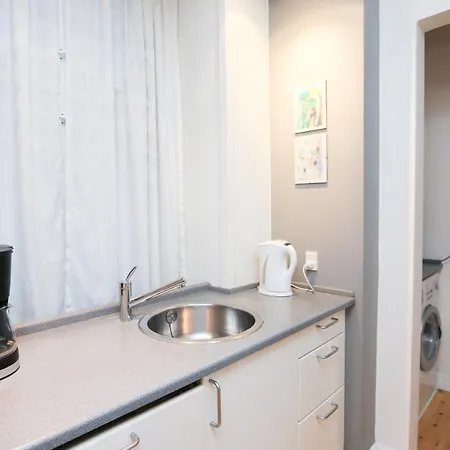 Lovely And Homey Flat In A Great Neighborhood!